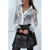 Chemise blanche en dentelle blanche avec col et volant noir - 2