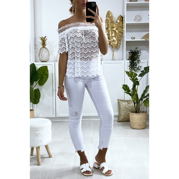 Blouse blanche en dentelle avec col bateau - 1