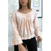 Blouse rose plissé au buste avec volant en dentelle aux manches - 5