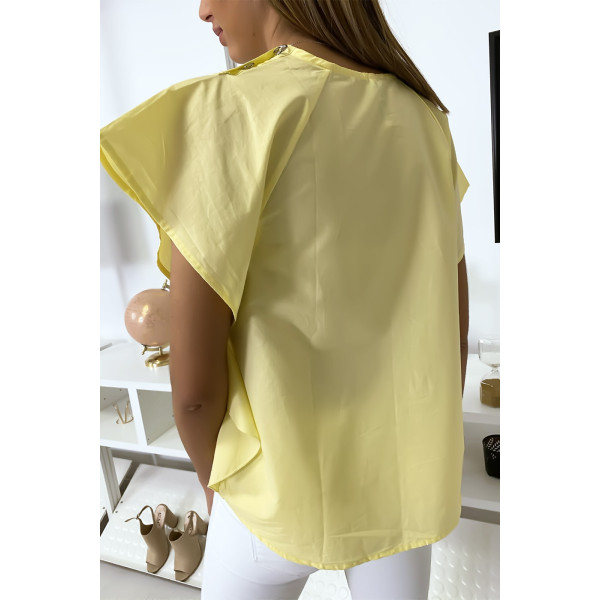 Blouse jaune à volant avec trois boutons à l'épaules - 4