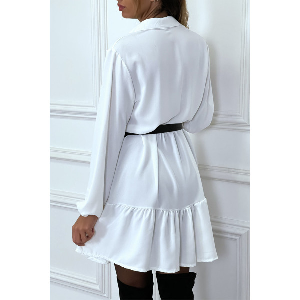 Robe chemise blanche à volant et boutons - 5