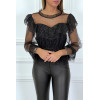 Blouse noire en dentelle à volants et col haut et plumetis - 2