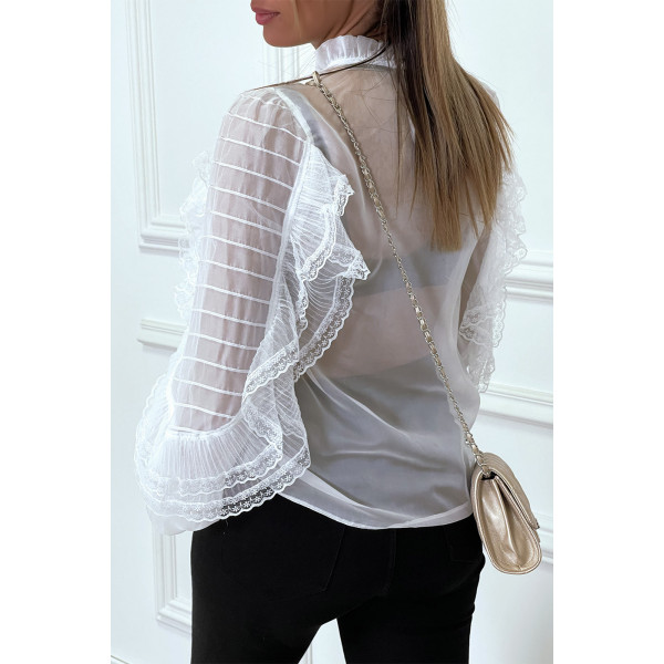 Blouse blanche en tulle avec broderie et volant - 1