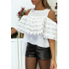 Blouse blanche à épaules dénudées et doublure crochet - 4