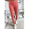 Pantalon slim rose avec poche et boutons strass. Mode femme 9934 - 2