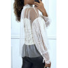 Blouse beige en tulle transparent perlé à col haut - 4