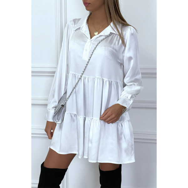 Robe chemise blanche satinée à volant - 1