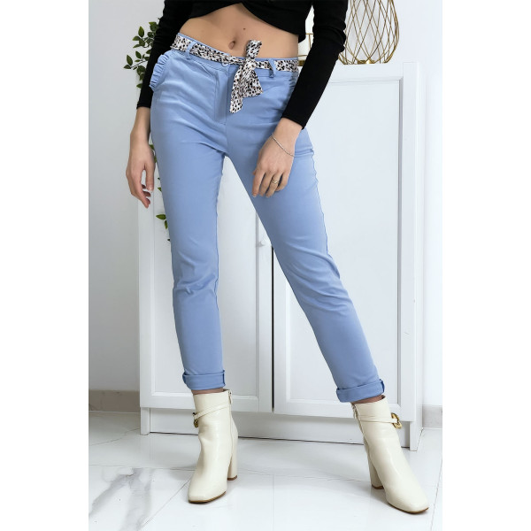 Pantalon strech bleu avec poches froufrou et ceinture - 3