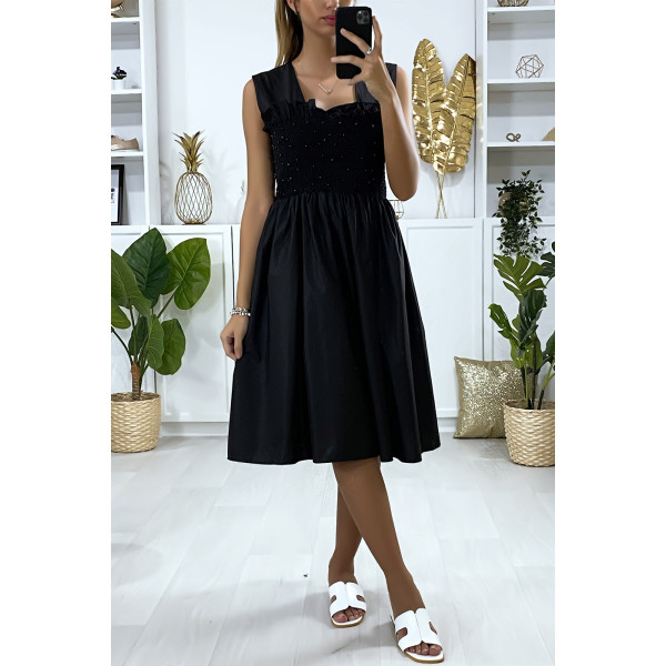 Robe patineuse noir évasé avec perles et élastiques au buste - 1