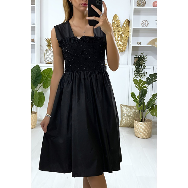 Robe patineuse noir évasé avec perles et élastiques au buste - 4