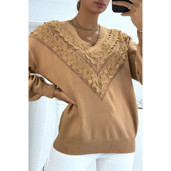 Pull camel pour femme en col V avec motif en dentelle - 3