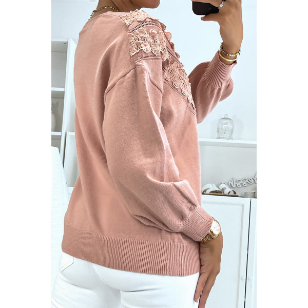 Pull rose pour femme en col V avec motif en dentelle - 2