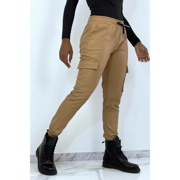 Pantalon jogging treillis en simili camel avec poches - 3