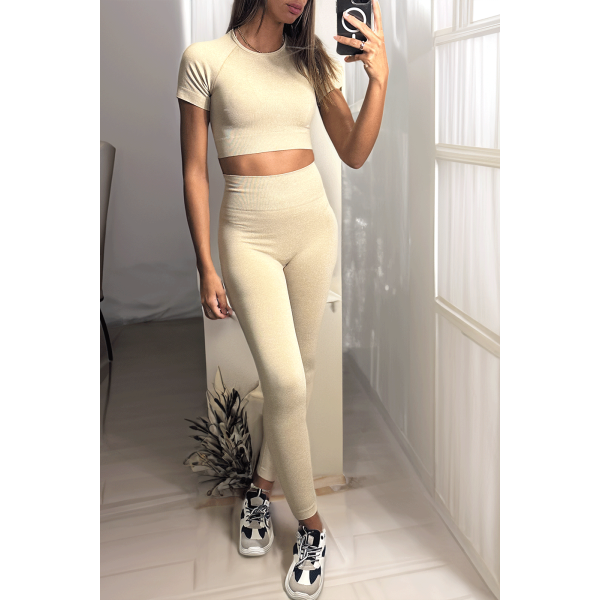 Ensemble legging et top sport beige en matière gênante - 4