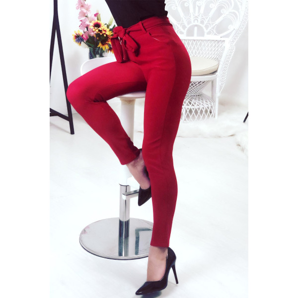 Pantalon rouge avec ceinture et poches - 3