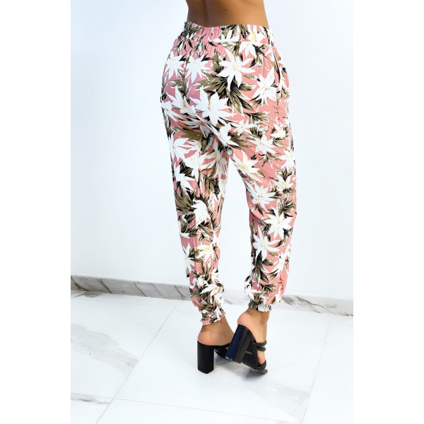 Pantalon fluide rose imprimé tropical resserré aux chevilles  - 3