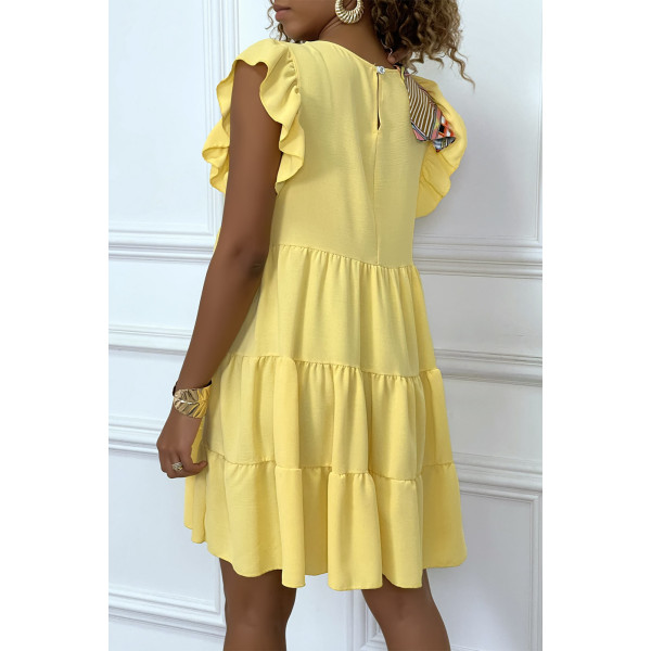 Robe jaune froncée à volant et coupe évasée - 6