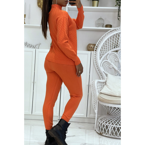 Ensemble d'hiver 3 pièces orange doudoune et jogging côteléStyle casual chic et cocooning - 2