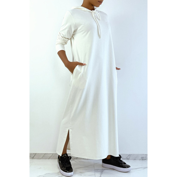 Longue robe sweat abaya blanche à capuche - 3