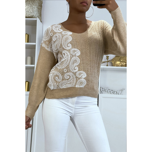 Pull col V beige à motif dentelle blanche - 2